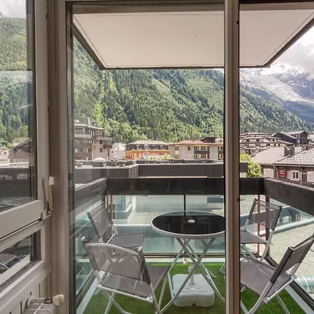 Le Petit Balcon Avec Vue Sur Le Mont-blanc 2 Etoiles