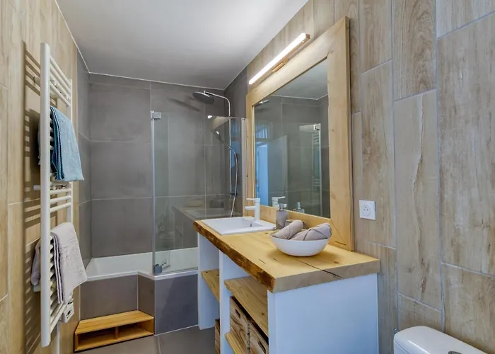 Le Petit Balcon Avec Vue Sur Le Mont-blanc *